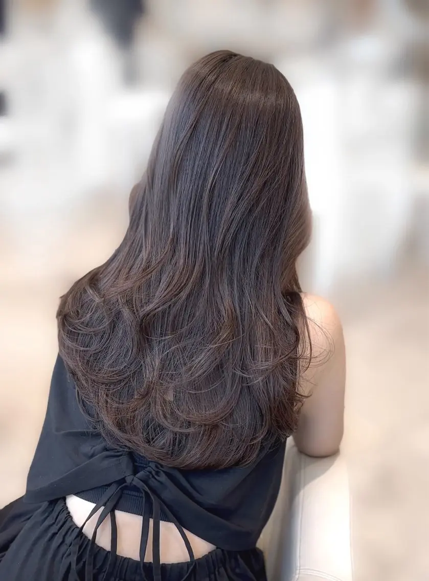 セミロング 韓国風ヘア レイヤーカット 縮毛矯正 特化生田のヘアスタイル