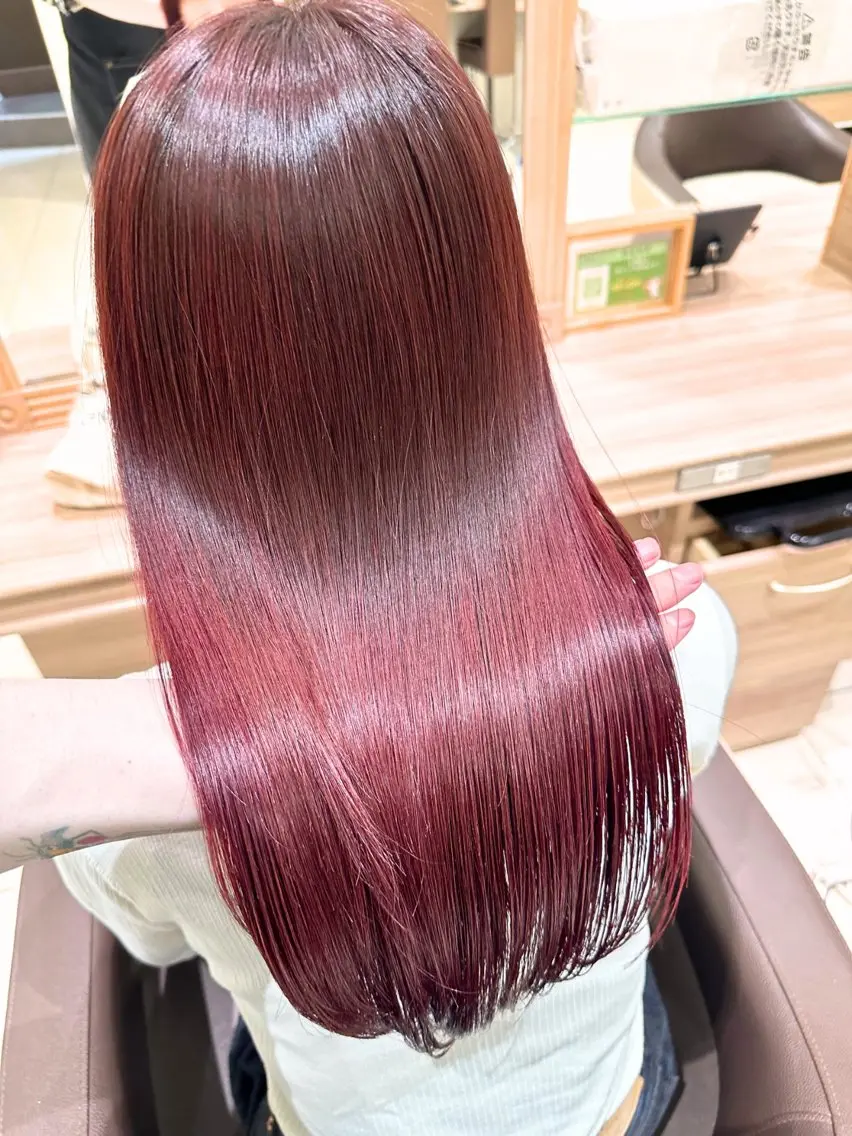 ロング カラー 髪質改善ストレート インナーカラーハズキのヘアスタイル