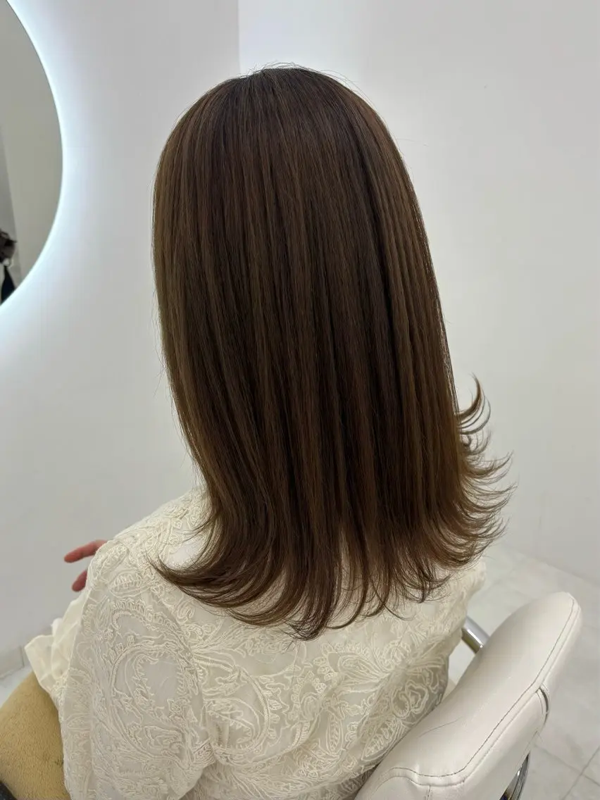 ミディアム カラー カット ヘアカラー トリートメント 【aini天王寺】 𝐚𝐢𝐫𝐢✂︎のヘアスタイル