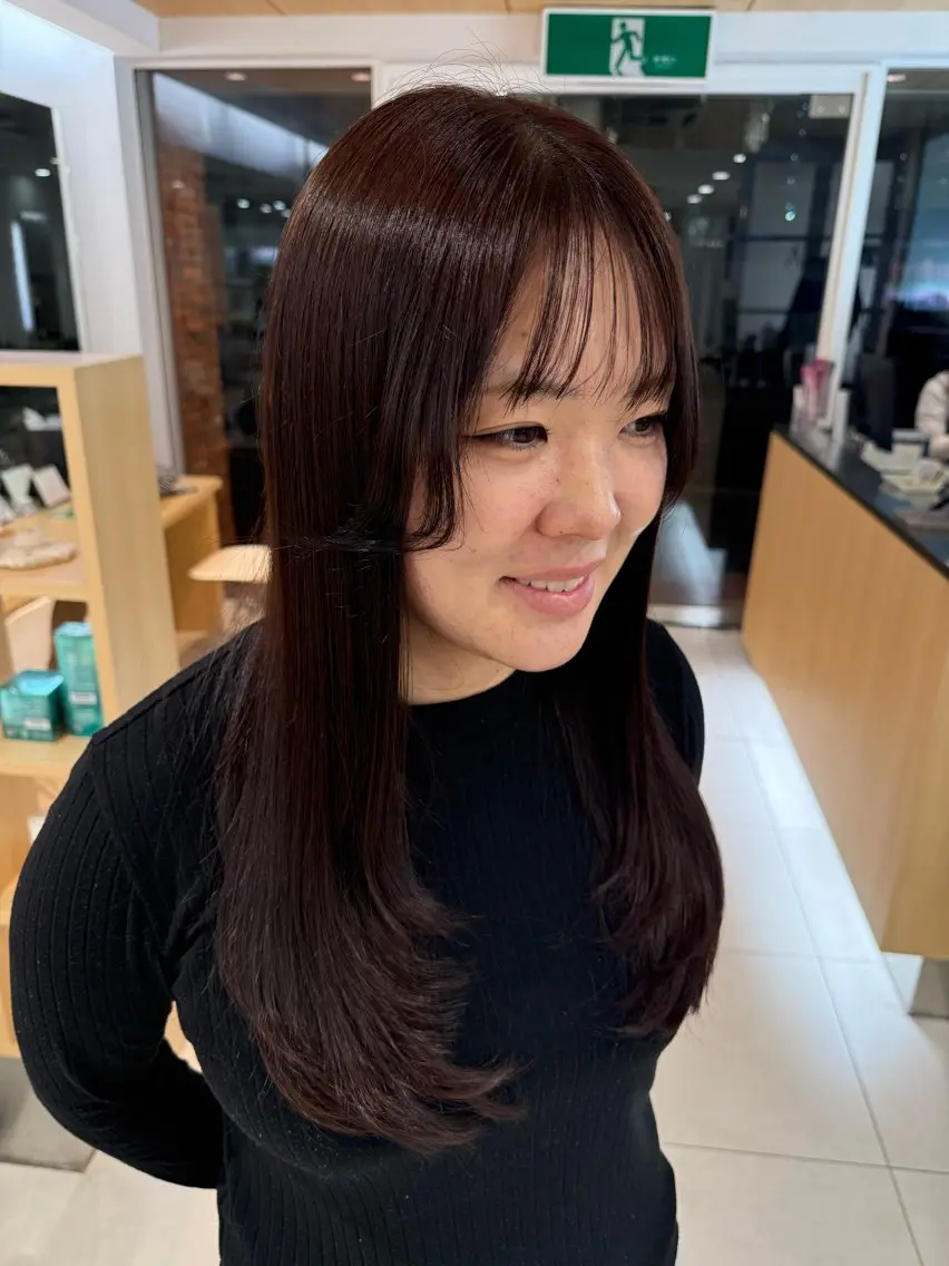 ロング カラー ブラウンカラー ラベンダーカラー レイヤーカット カット ヘアカラー ツチダ ヒナのヘアスタイル