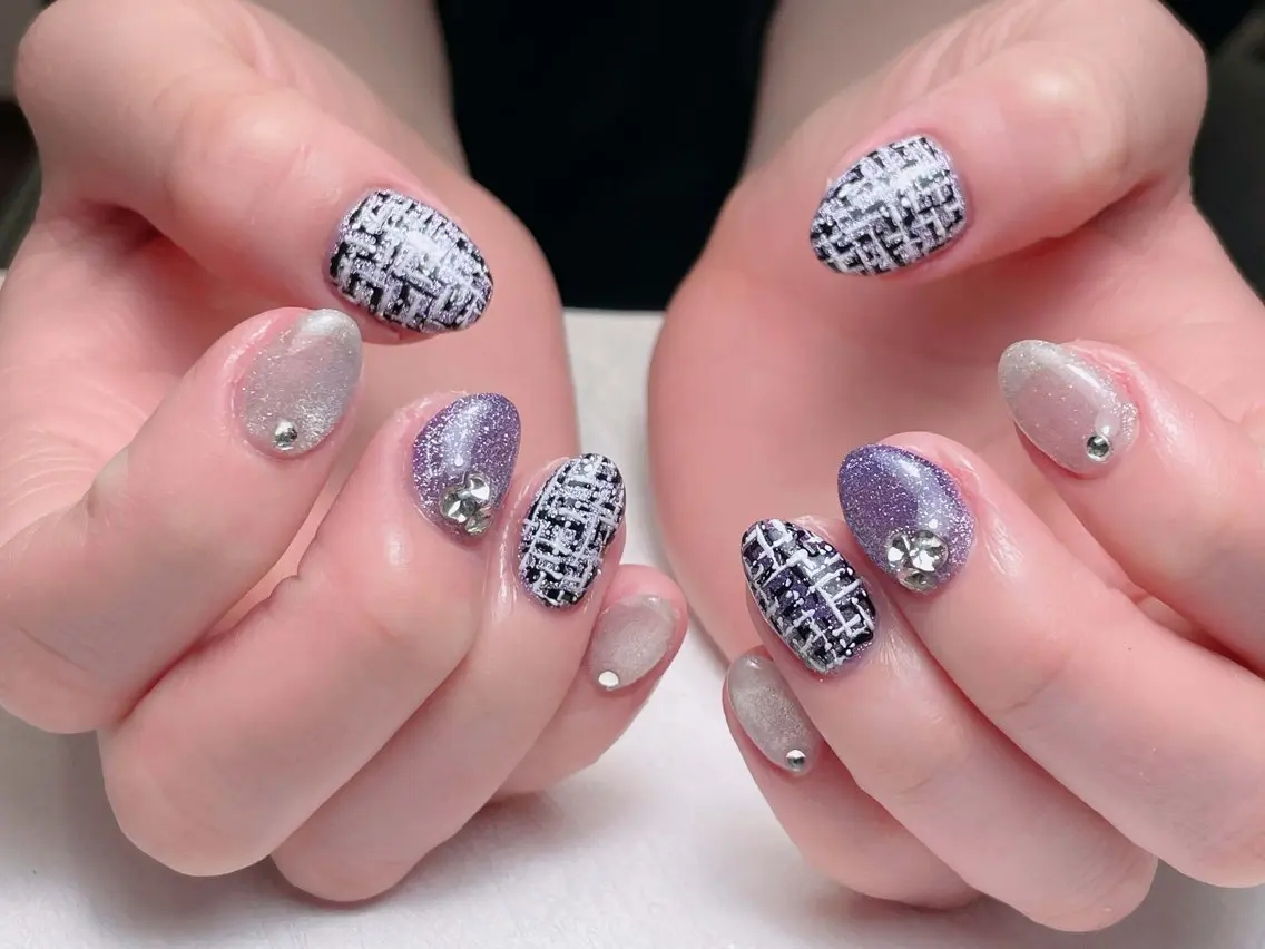 ネイル アートネイル オーロラネイル 長さ出し フレンチネイル ジェルネイル ハンドネイル 中野駅から2分 MEO NAILのネイルデザイン