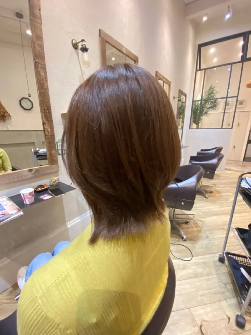 ミディアム ウルフカット マツモト シゲキのヘアスタイル