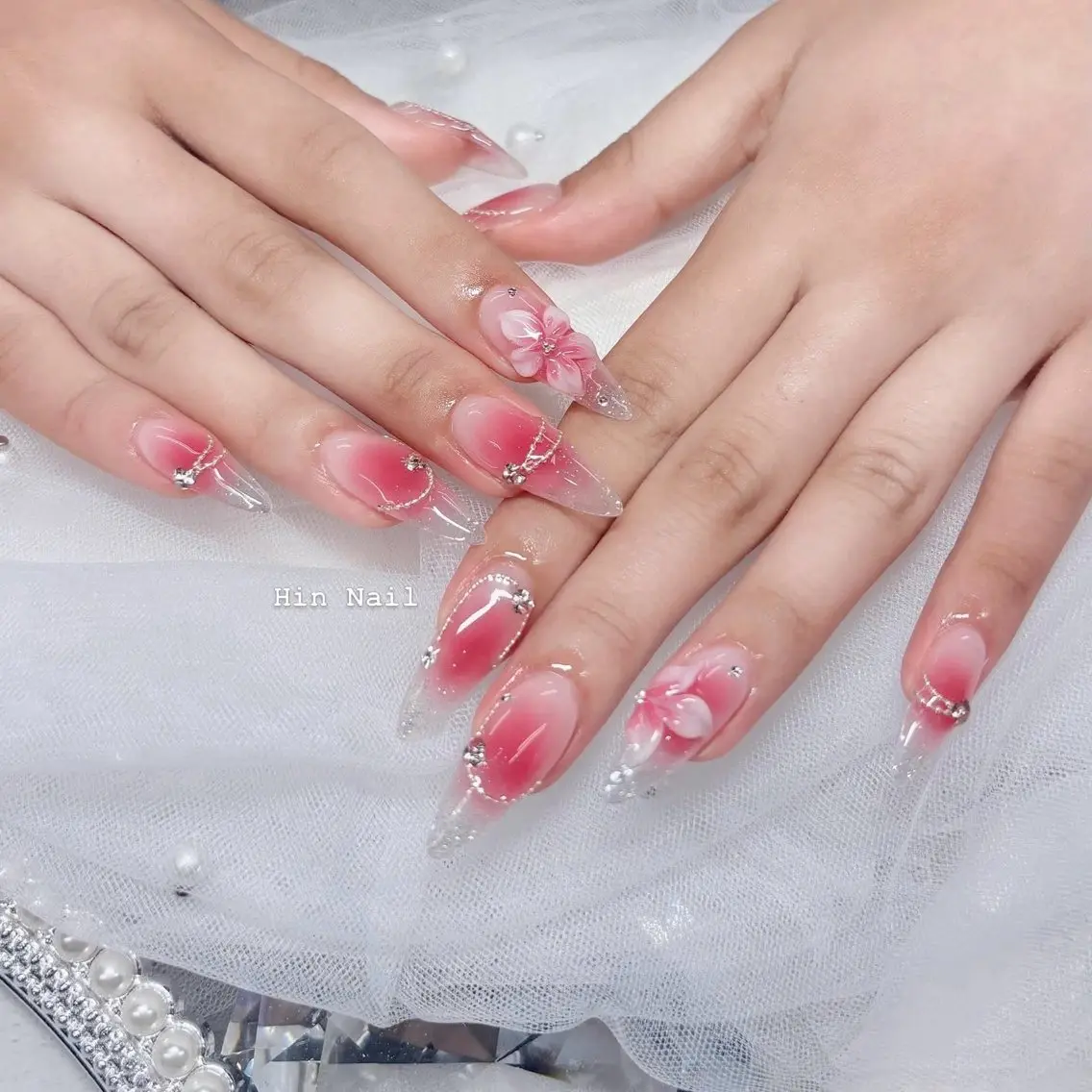 ネイル ハンドネイル HIN NAILのネイルデザイン