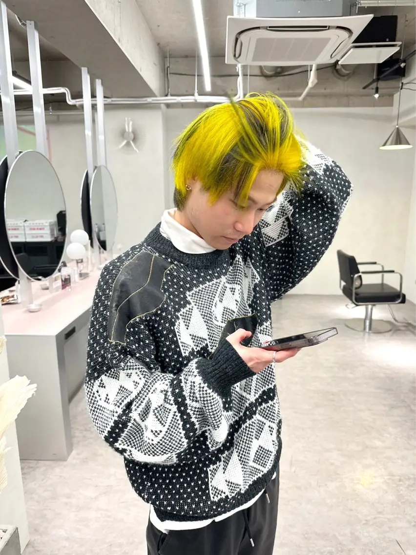 ショート カラー メンズ メンズブリーチ メンズ韓国風 波巻きパーマ ブリーチ 透明感カラー ✨武内凌太✨ 複雑履歴/ムラ修正のヘアスタイル