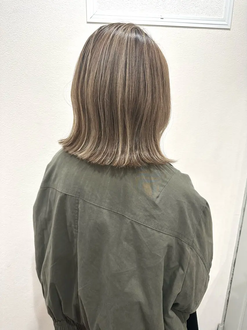 ミディアム カラー ハイライトカラー ハイライト カット ヘアカラー トリートメント 🤍2nd🤍田所 美希のヘアスタイル