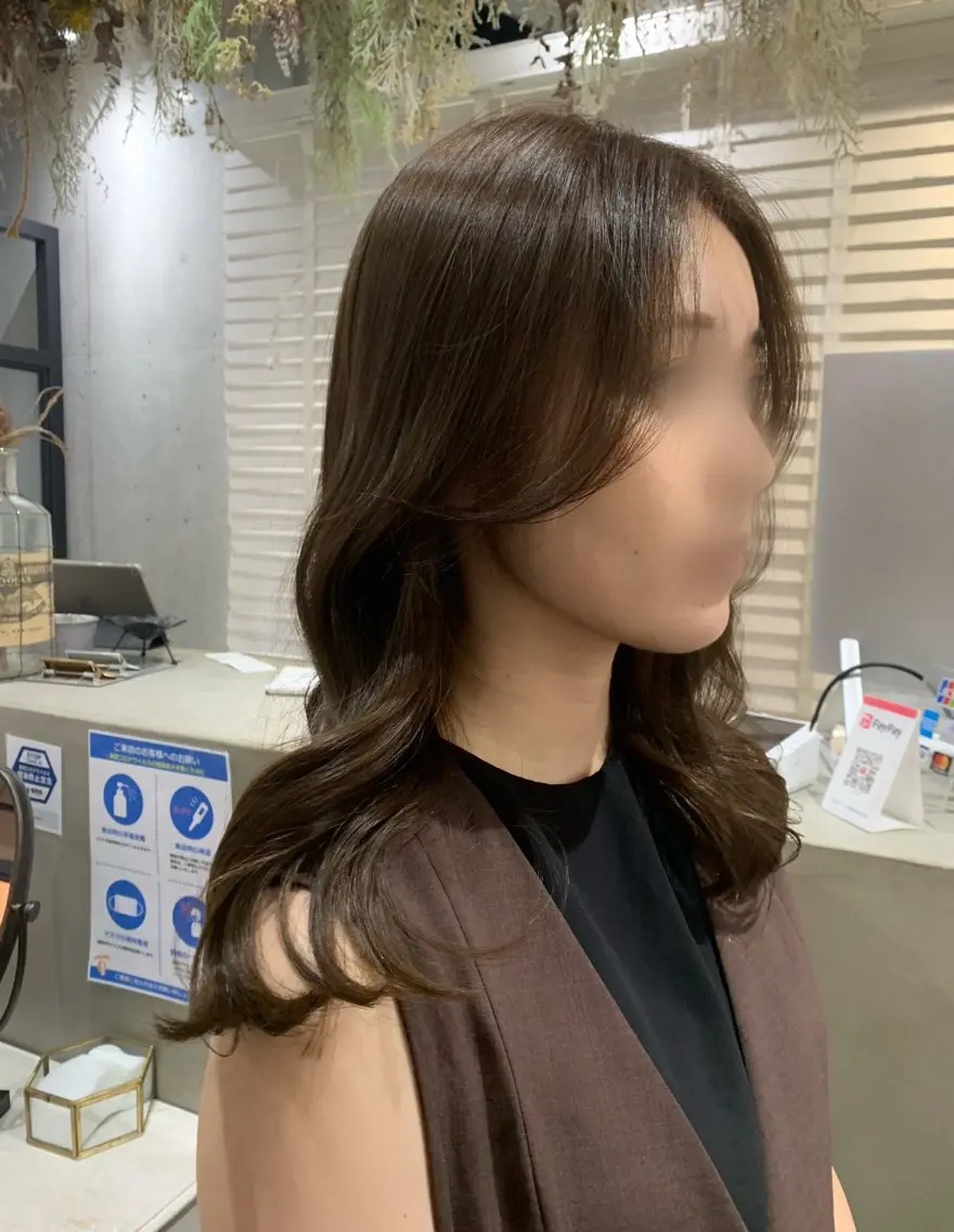 セミロング カラー ヘアアレンジ カット ヘアカラー トリートメント kei🤎ベージュ /透明感カラー/博多のヘアスタイル