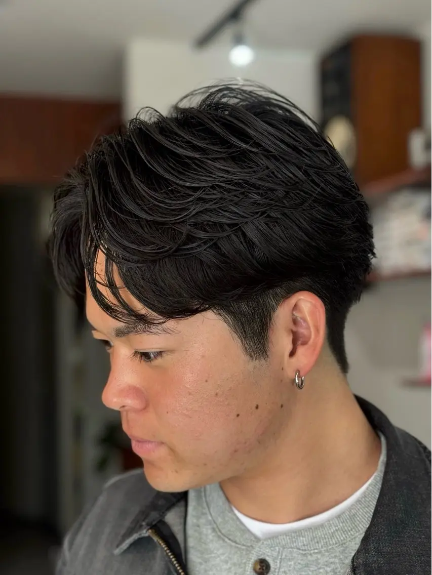 ショート パーマ メンズ センターパート フェザーパーマ メンズパーマ 金山駅前メンズパーマ 特化COUNTERのヘアスタイル