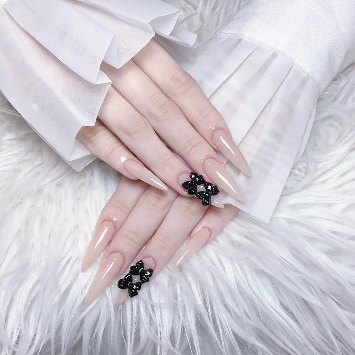 ネイル ハンドネイル 🍭Yun nail hyejin🌸のネイルデザイン