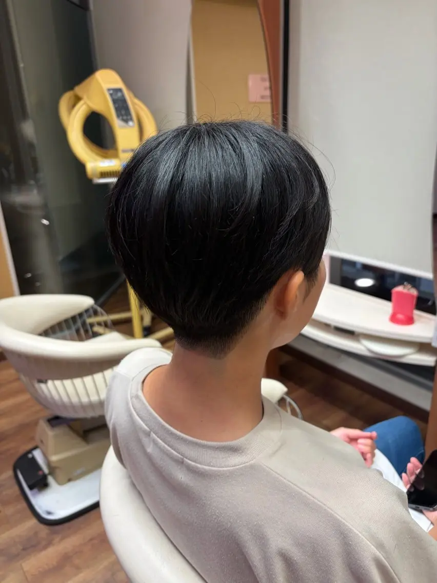 ショート やまもと かこのヘアスタイル