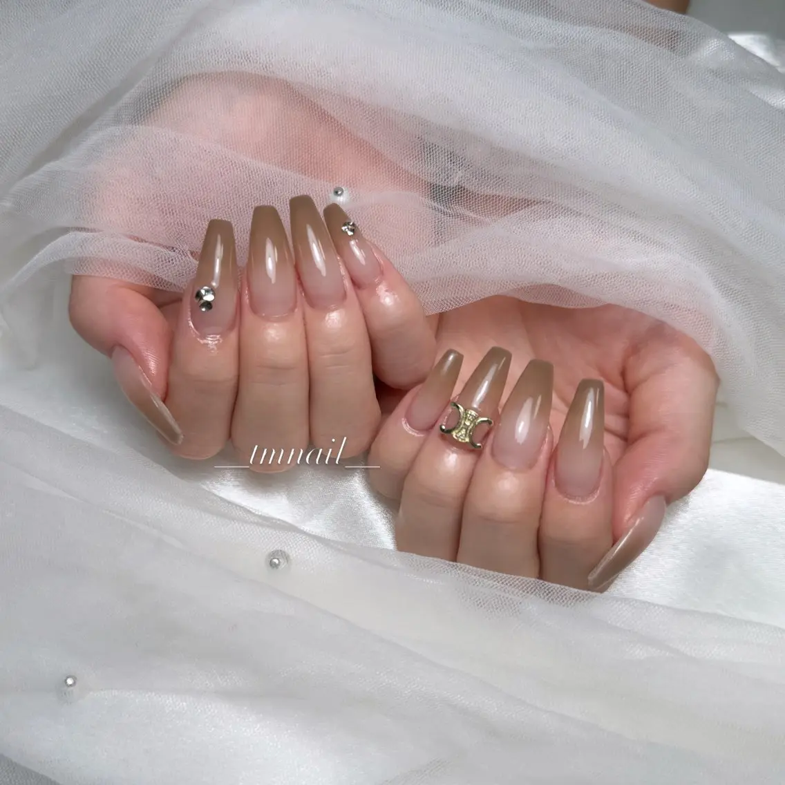 ロング 韓国風ヘア ハンドネイル 💅Tmnail Misoraのネイルデザイン