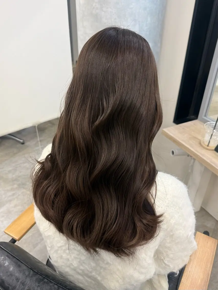 ロング カラー ヘアアレンジ ベージュカラー ブリーチ ダブルカラー ブリーチなしカラー ヘアカラー トリートメント Himawari♡ 柔らかいカラーのヘアスタイル