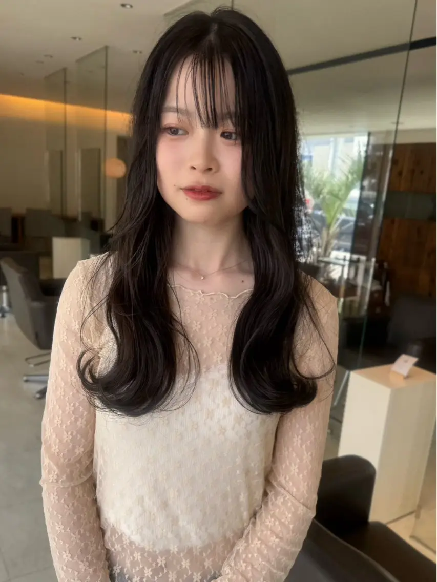 ロング カット ヘアカラー 横溝 玲香のヘアスタイル
