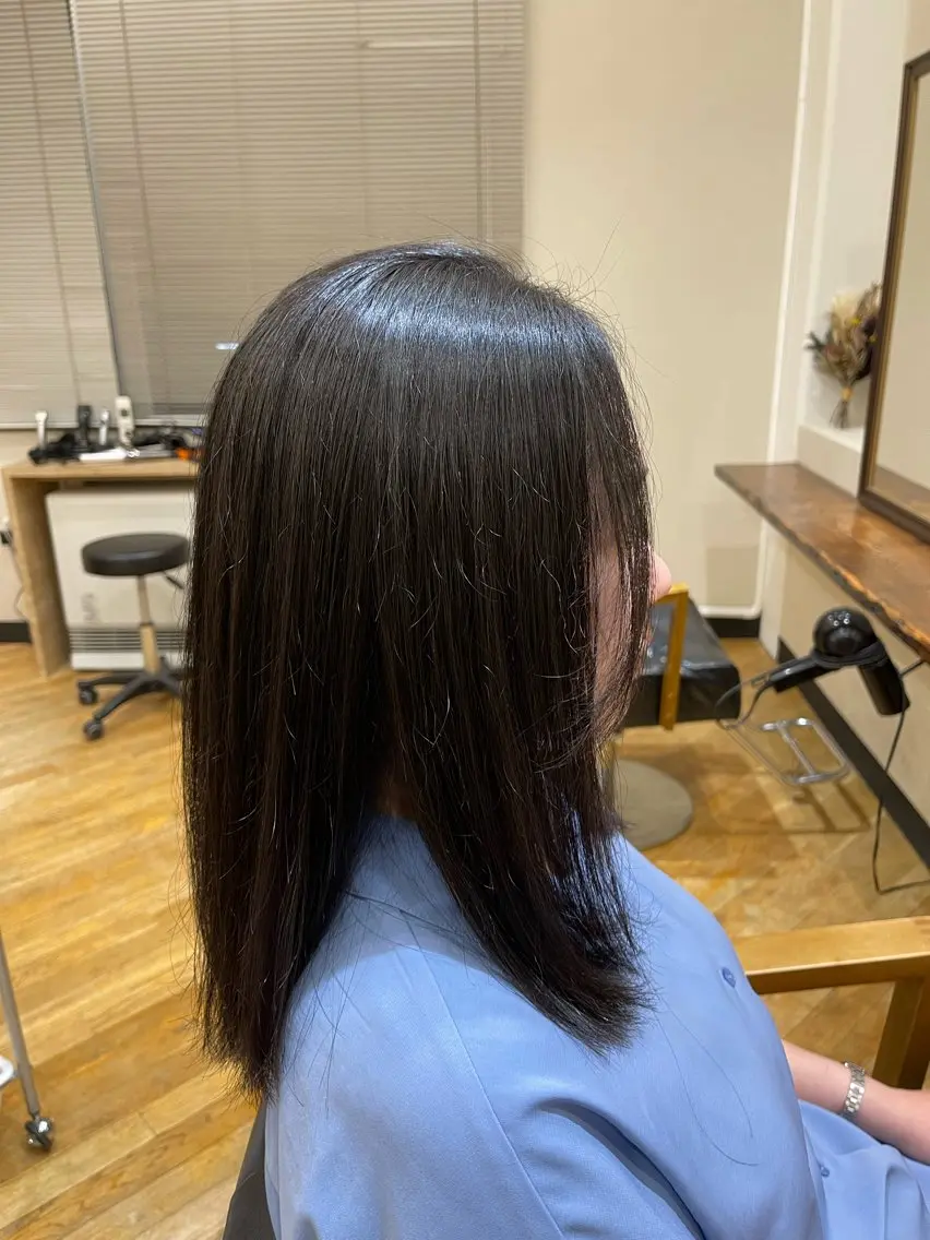 ロング カット 佐藤 海璃のヘアスタイル