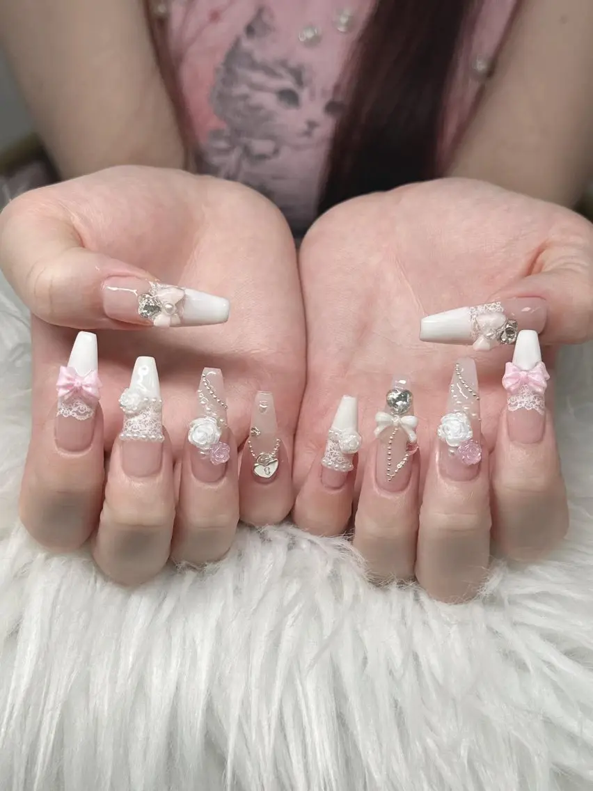 ネイル Lee Nailsのネイルデザイン