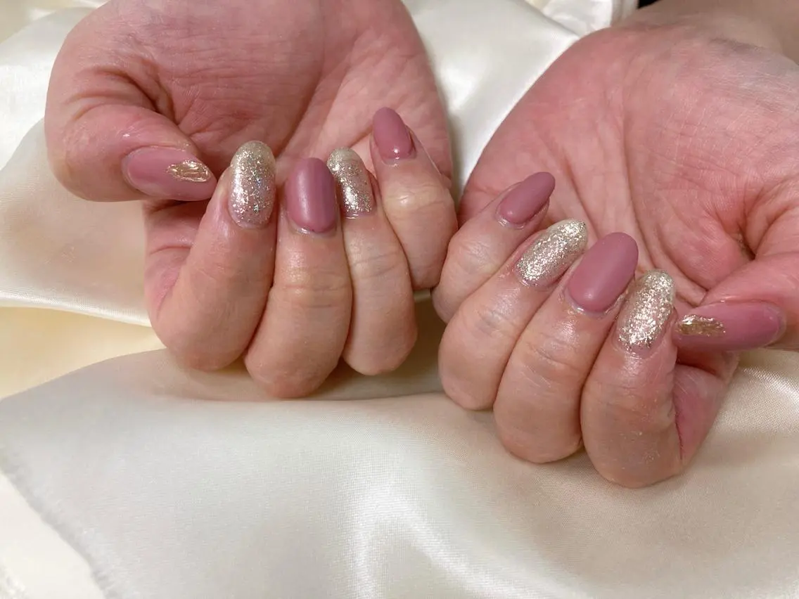 ネイル マットネイル ハンドネイル mogunail &blowのネイルデザイン