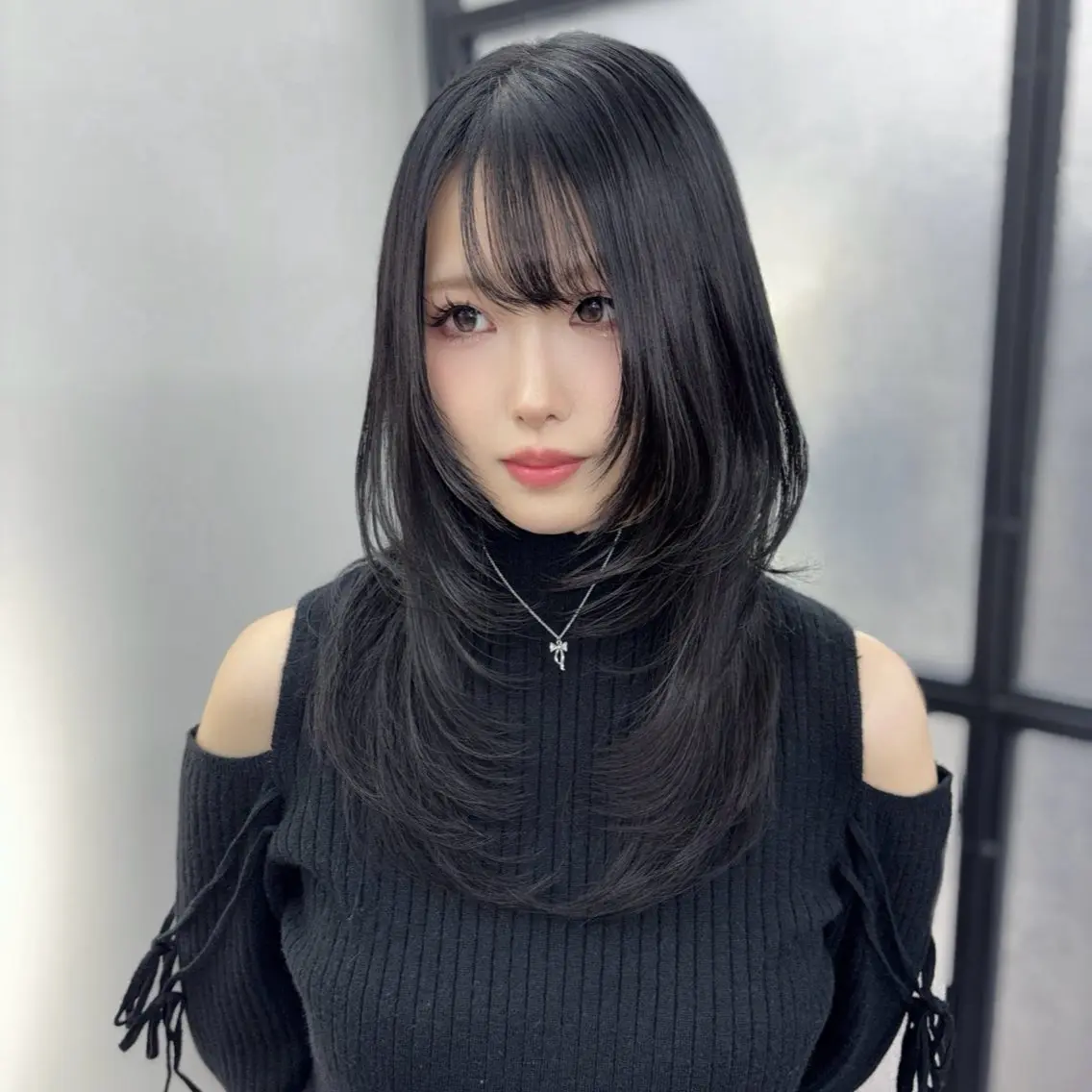 ロング カット Ren. 🦋デザインカラーのヘアスタイル