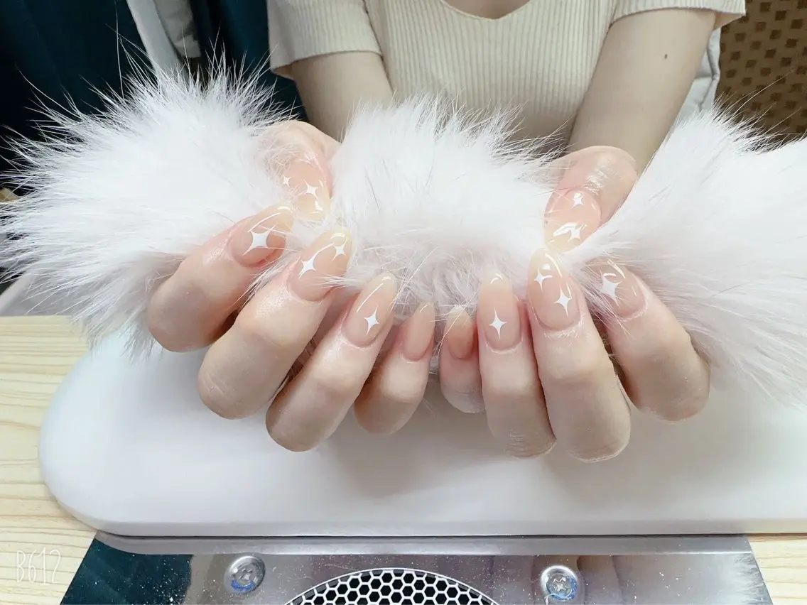 ネイル 💫🌸💕リサ nail ⭐️✨のネイルデザイン