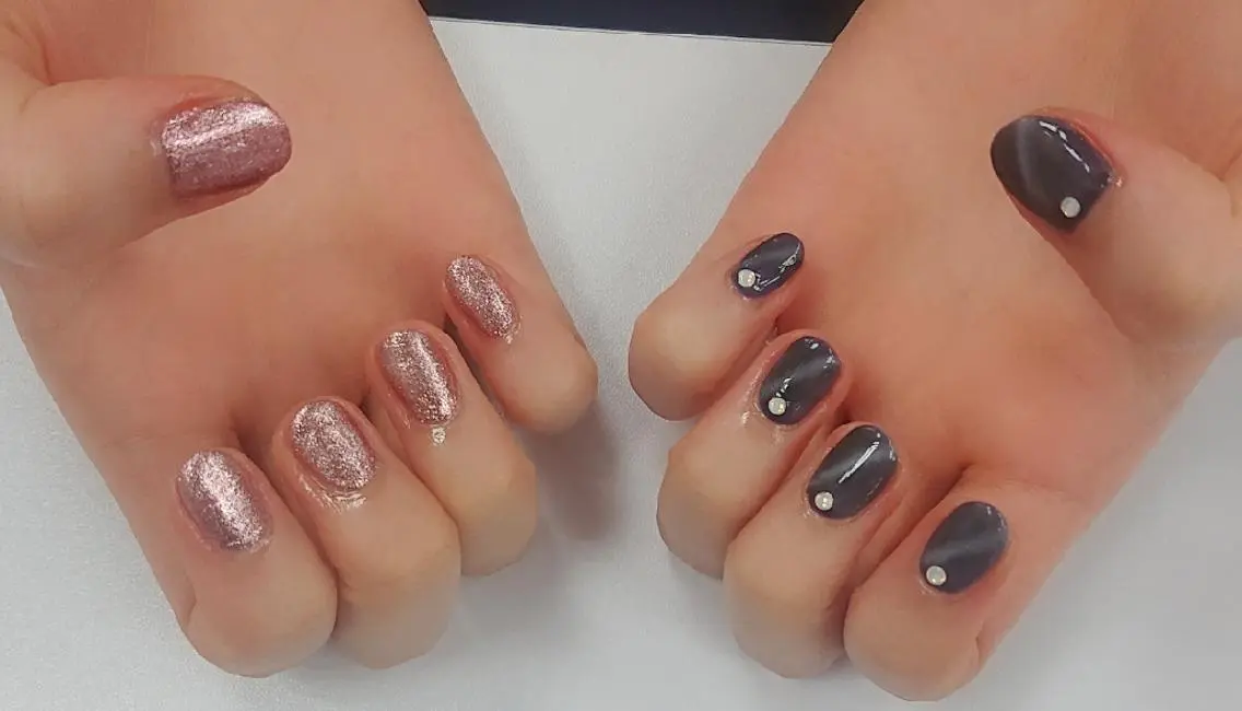 ネイル 🍒当日もOK🍒 𝑳𝑼𝑵𝑨花井のネイルデザイン