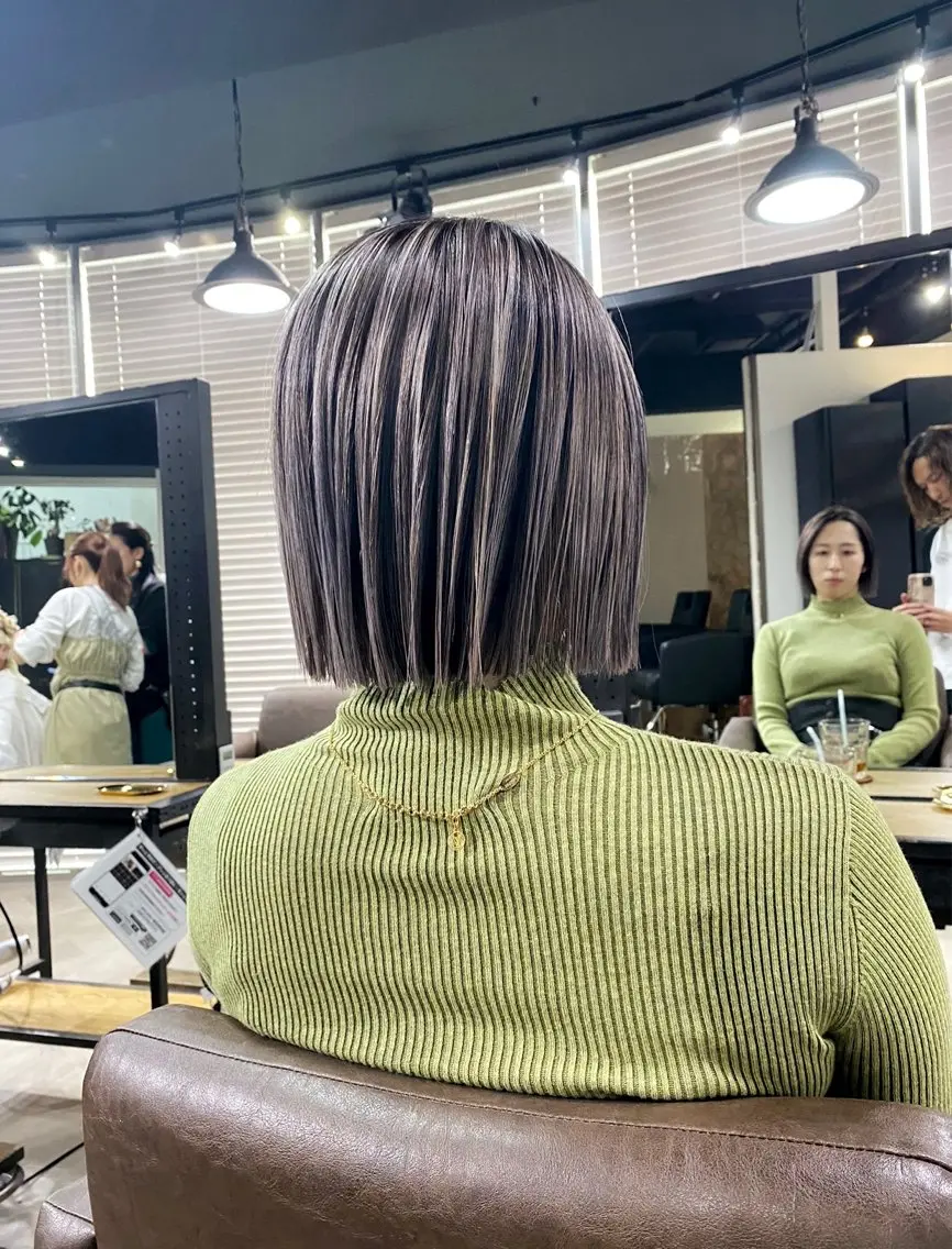 ショート レイヤーカット ショートヘア ヘアカラー 山影✨バレイヤージュ ハイライト✨メンズ◎のヘアスタイル