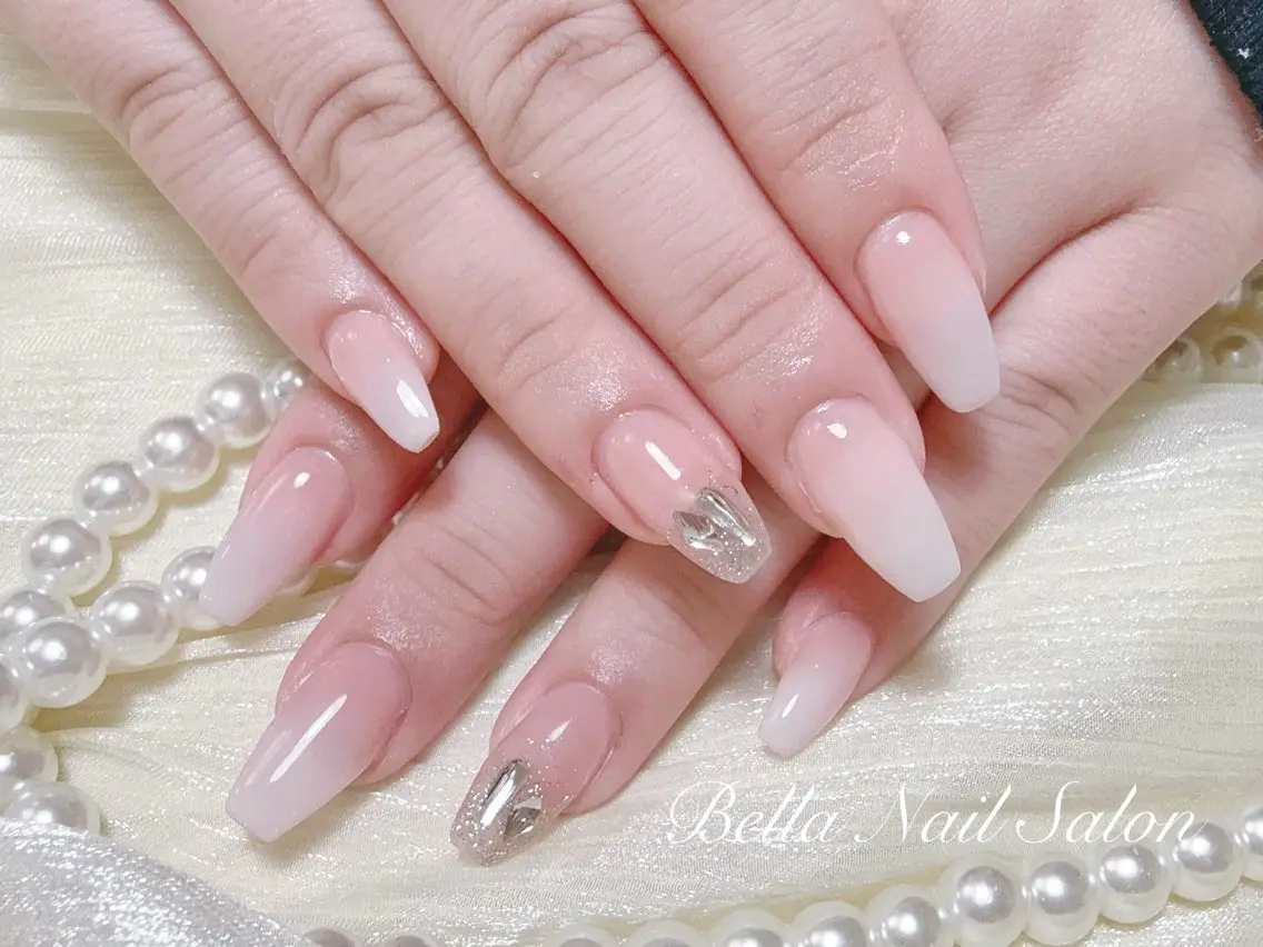 ネイル ハンドネイル Bella Nail Salonパラジェルのネイルデザイン