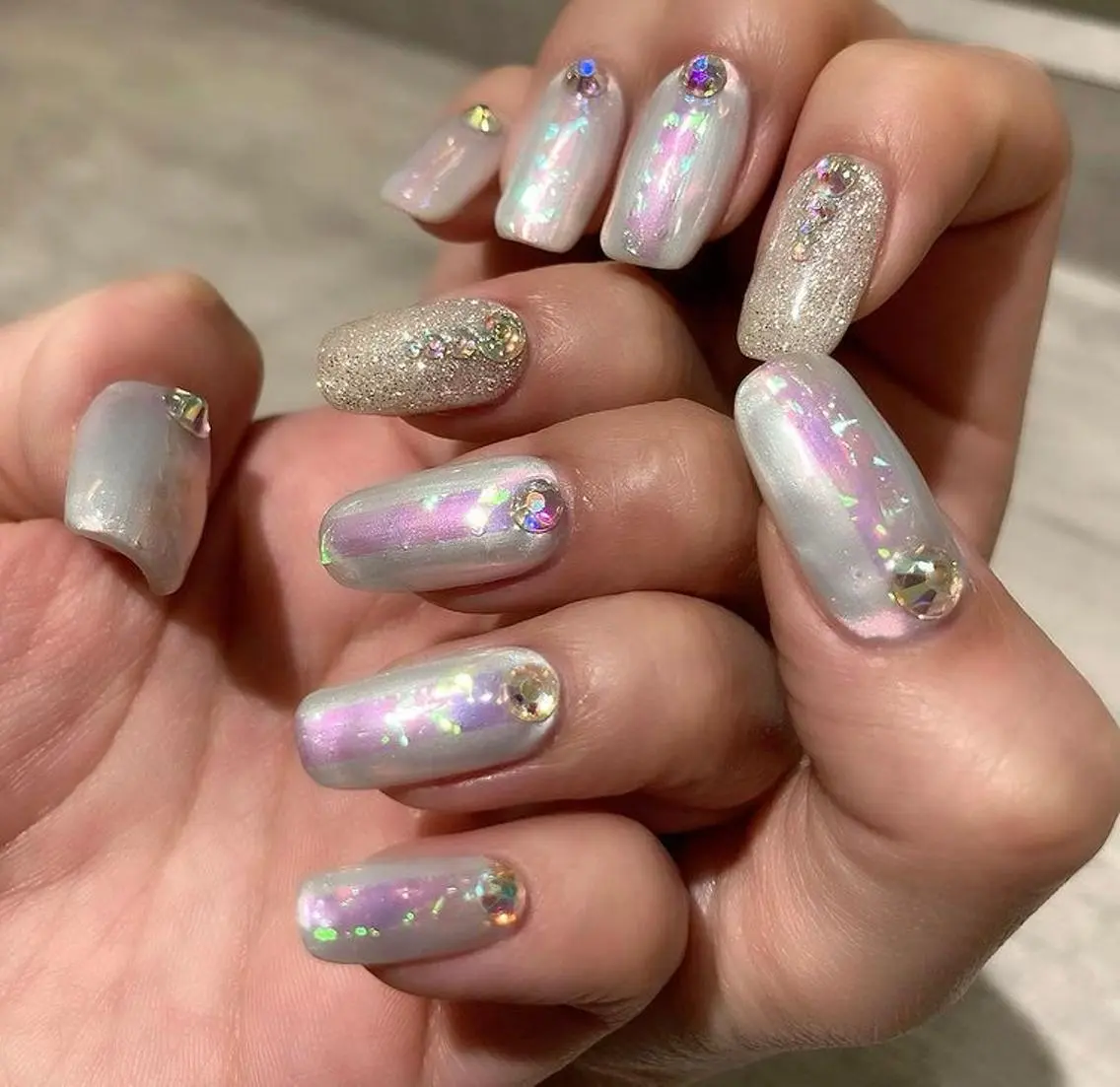 ネイル オーロラネイル 長さ出し ジェルネイル キラキラネイル 韓国ネイル ハンドネイル Nail&eye Belire 新宿のネイルデザイン