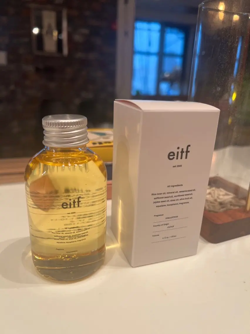 【🎁期間限定プレゼント🎁】金木犀の香りがする自社開発eitfオイルプレゼント🎁カラー➕自社開発シルクトリートメントの写真