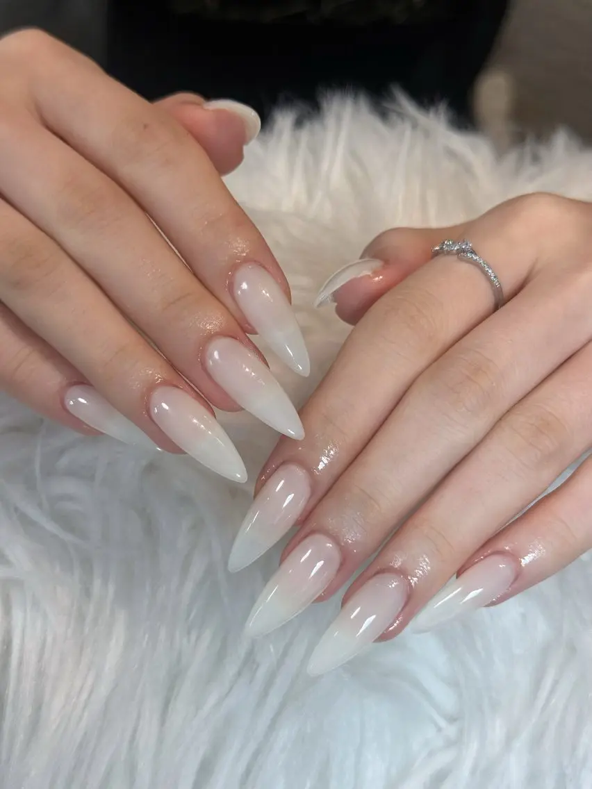 ネイル ボルドー ブラウン チークネイル ドット フットネイル Julli NailStudioのネイルデザイン
