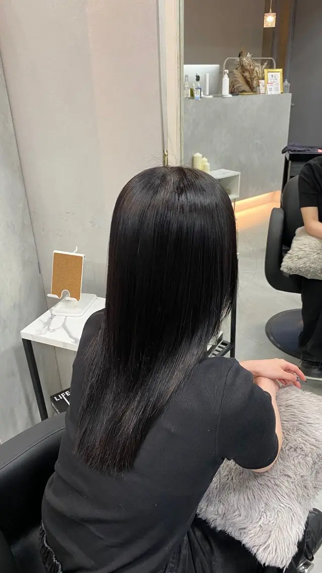 カラー 黒髪 ブルーカラー ブルーブラック XELM高崎 🤍Kyokaのヘアスタイル