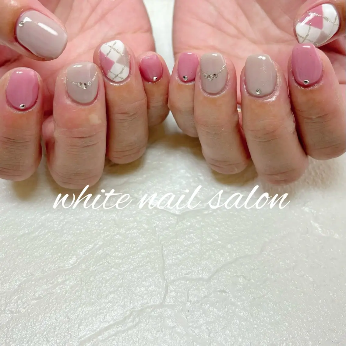 ネイル ホワイト ハンドネイル white nail salonのネイルデザイン