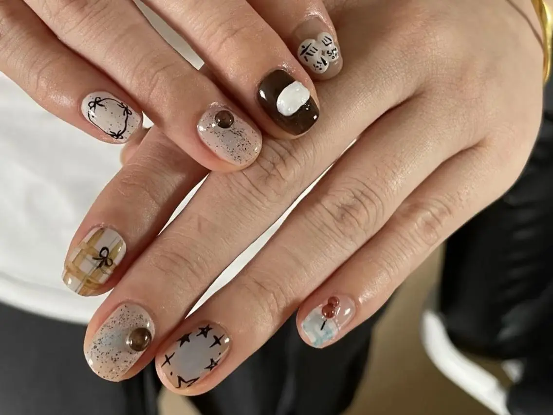ネイル ジェルネイル 韓国ネイル 持ち込み パラジェル ワンホンネイル ハンドネイル ハンドケア Hana Bloom Nail💜Akiのネイルデザイン