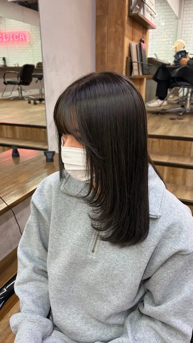 ロング カット ヘアカラー トリートメント 神田 姫奈|郡山 |レイヤーカットのヘアスタイル