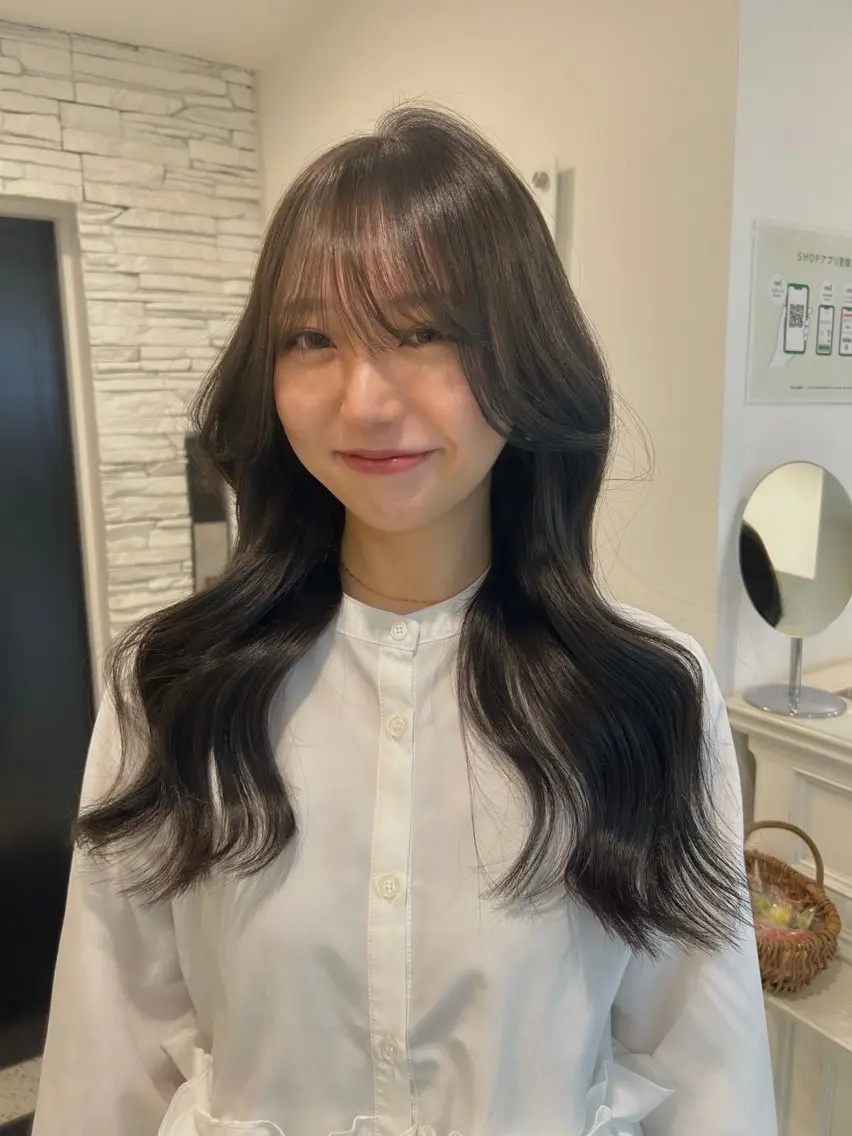 ロング カラー 透明感カラー グレージュ オリーブグレージュ オリーブグレー 🧣艶カラー・ヘア セット Chie🧸のヘアスタイル