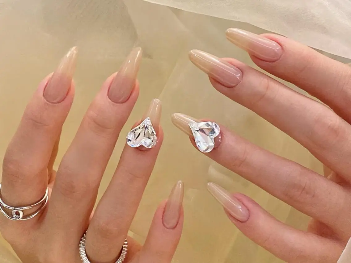 ネイル メンズ ブラウン ドット 長さ出し フットネイル フレンチネイル ハンドネイル ハンドケア NEW NAIL KaKa❤️🔥のネイルデザイン