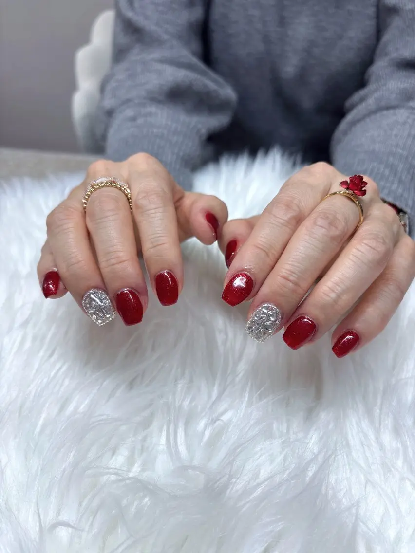 ネイル 赤色 ハンドネイル Rei / U.NI nailのネイルデザイン