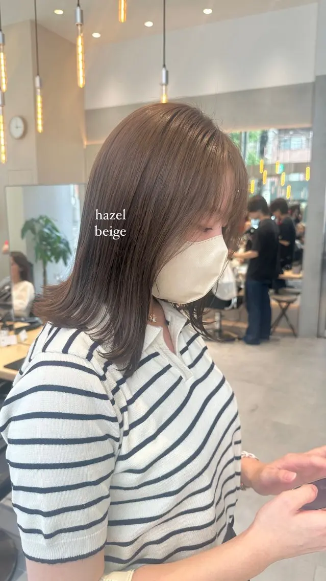 ミディアム カラー ヘアカラー トリートメント ヘッドスパ ヘアセット ミオ💎ショート 透ける暗髪のヘアスタイル
