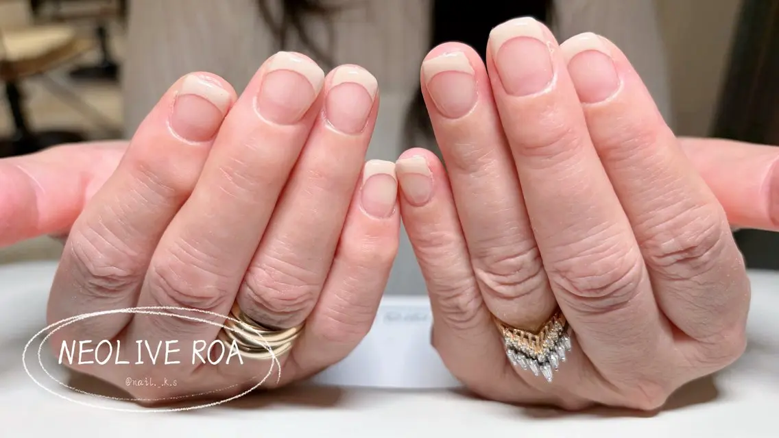 ネイル クリアネイル フレンチネイル ハンドネイル 【ROA】 kaho✩.*˚のネイルデザイン