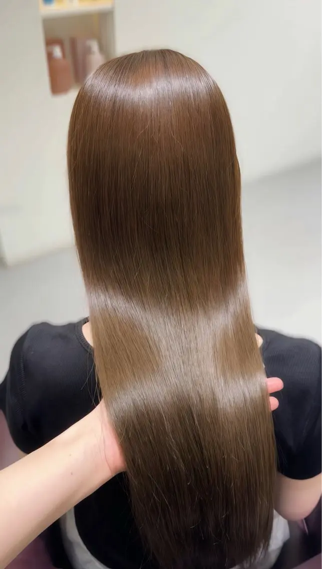 ロング ヘアカラー トリートメント ️🫧透明感カラー& 髪質改善🎀いさきのヘアスタイル