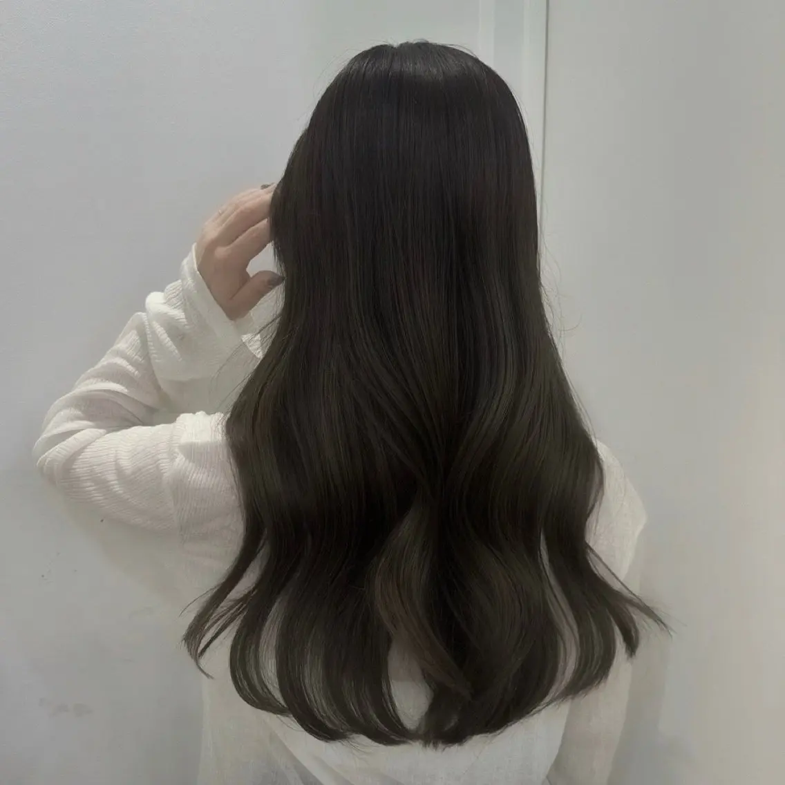 ロング カット ヘアカラー トリートメント ハタケナカ コトネのヘアスタイル