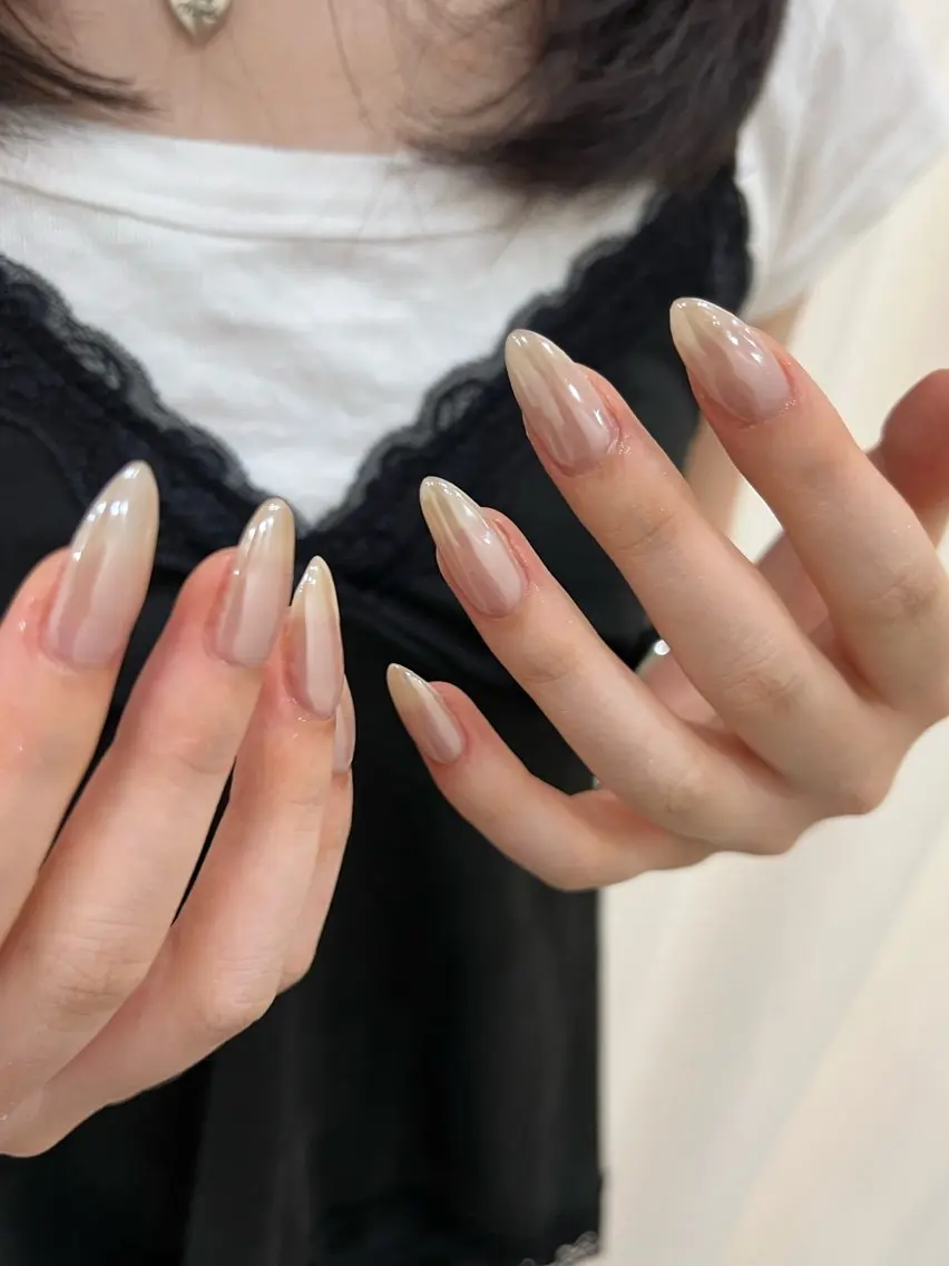 ネイル ホワイト tuki nail suzumiのネイルデザイン