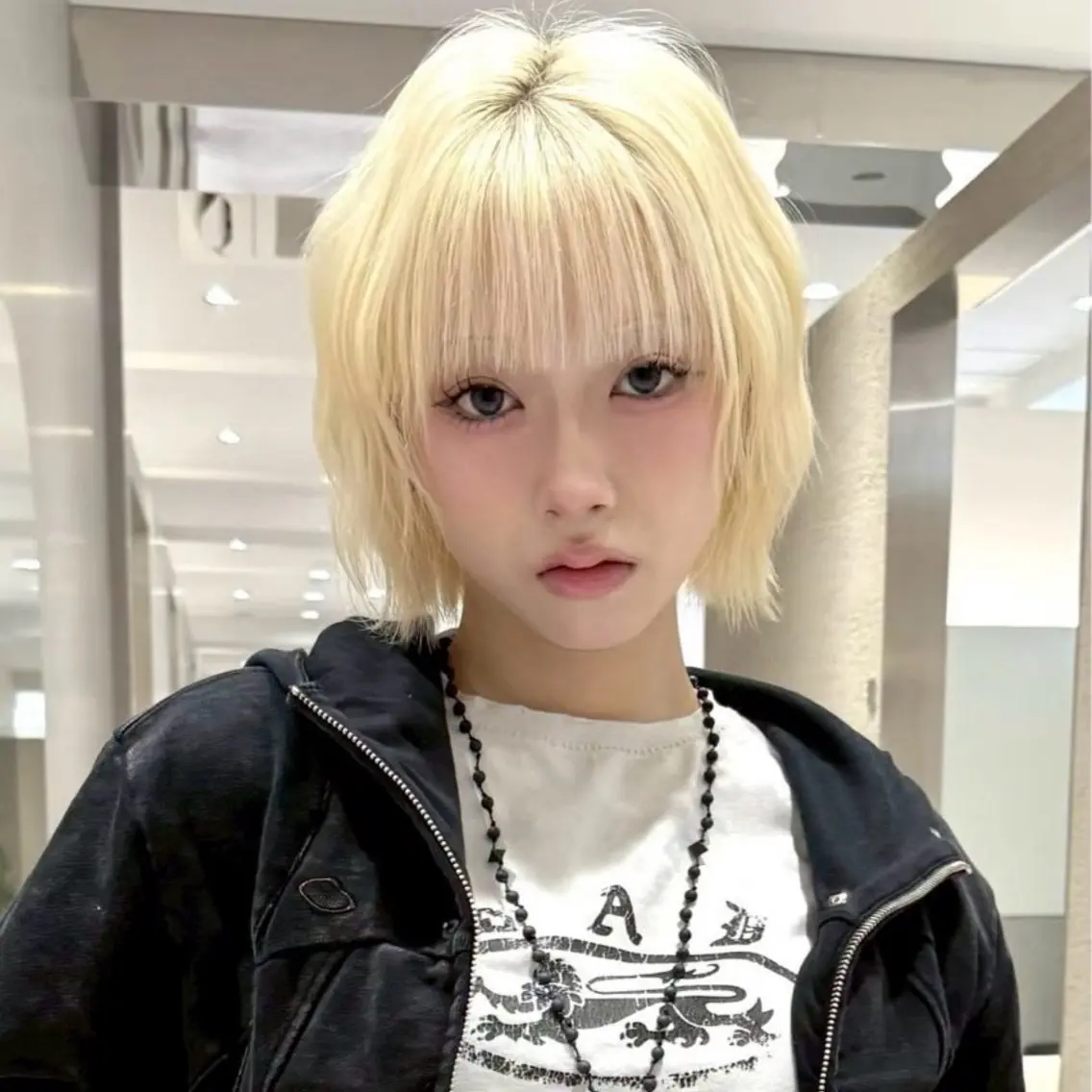 【学生限定👩🏼‍❤️‍💋‍👩🏼】全頭ブリーチ&ワンカラー&キューティクル補修クイックトリートメント💕🪽の写真