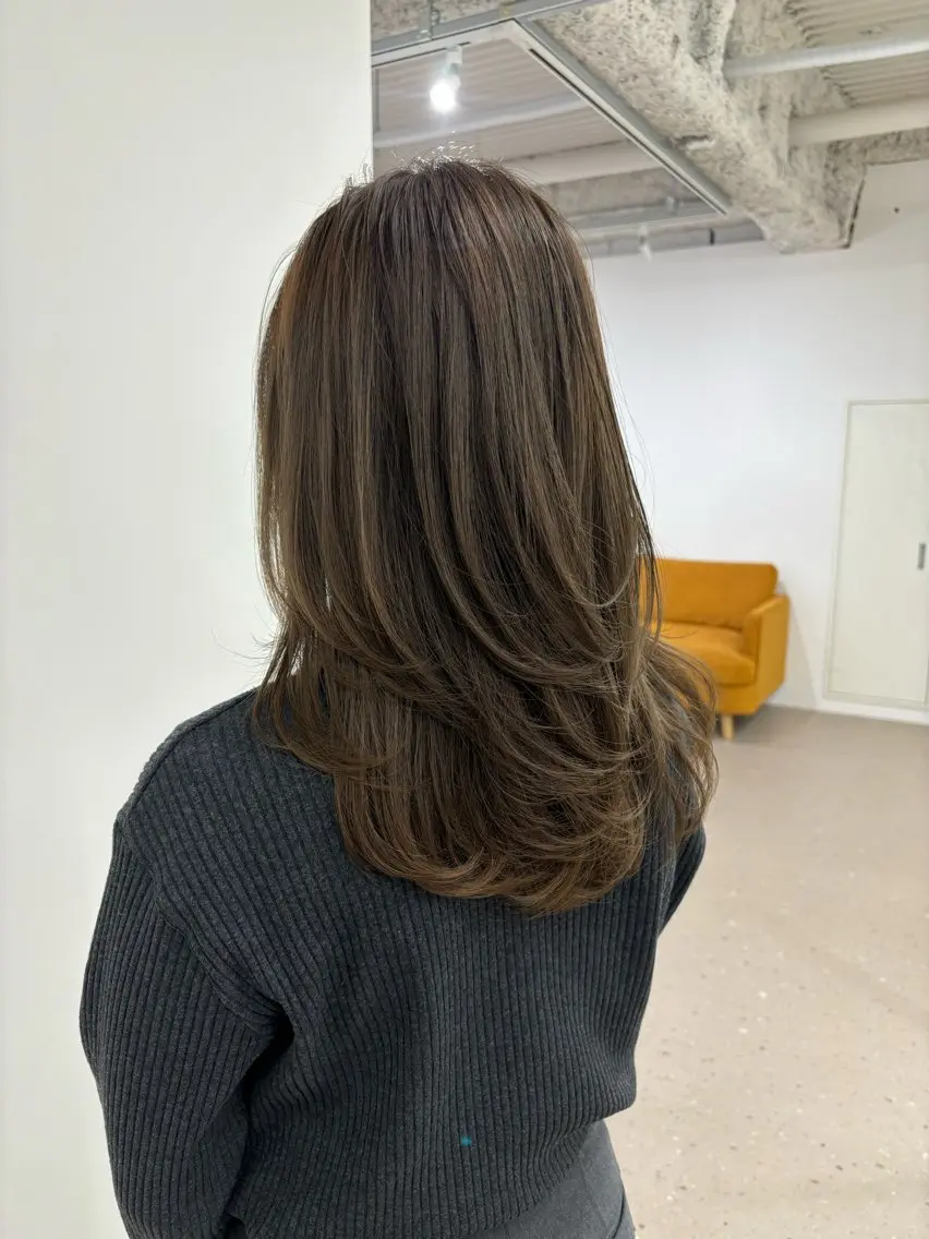 セミロング カラー カット ヘアカラー トリートメント 似合わせ美髪ヘア✨ 天王寺.阿倍野🌈のヘアスタイル