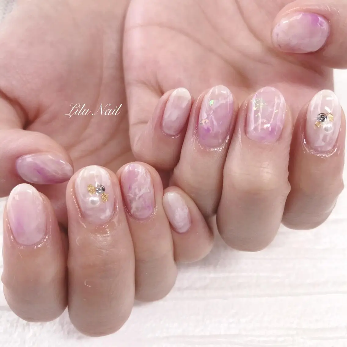 ネイル 大理石ネイル(マーブル) モチの良さ◉ フィルインネイル♡のネイルデザイン