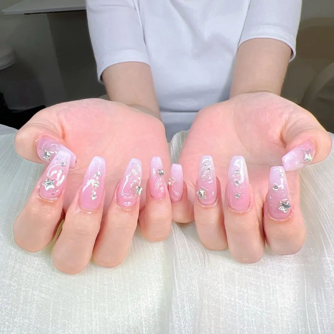 セミロング ハンドネイル Mika Nail 池袋のネイルデザイン