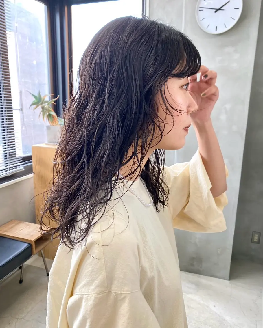 セミロング パーマ ヘアアレンジ セミロングパーマ レイヤーカット カット パーマ トリートメント tetohair 森田浩平のヘアスタイル