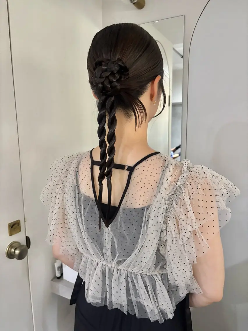 セミロング kanon レイヤー・ボブのヘアスタイル