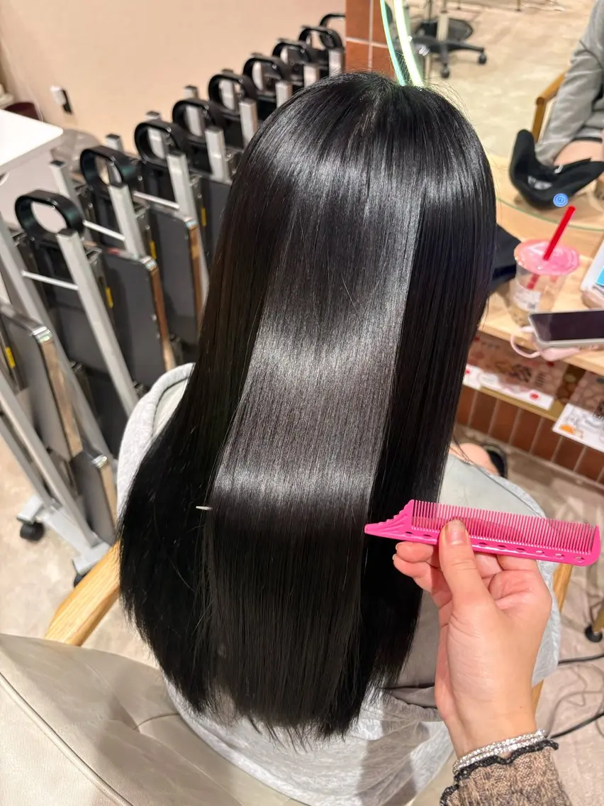 ロング ヘアカラー トリートメント ハイトーン/髪質改善 こはる🎀のヘアスタイル
