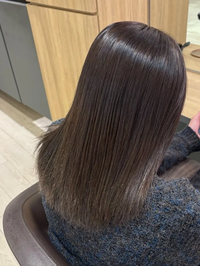 セミロング sora ひらかのヘアスタイル