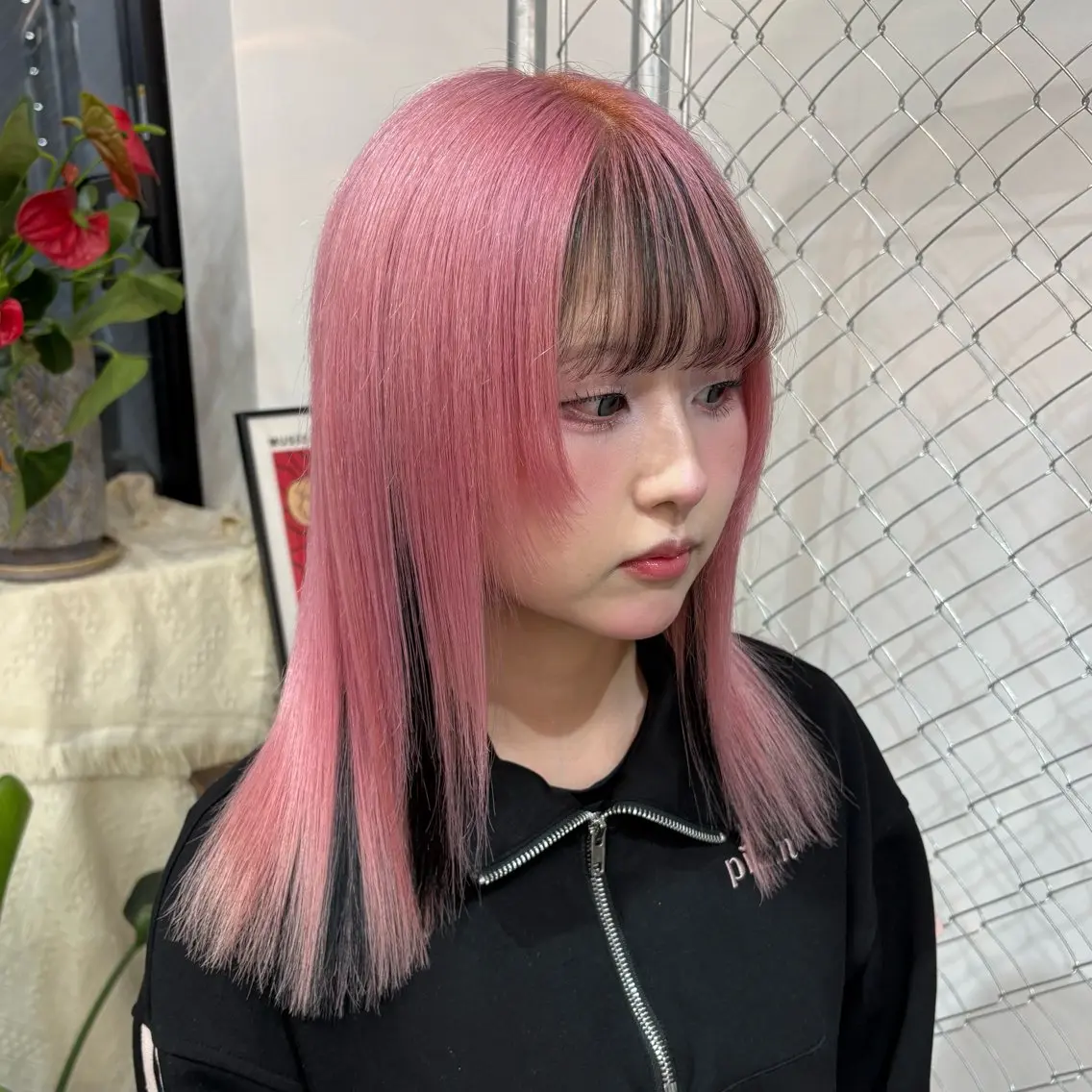 カラー ピンクカラー ヘアカラー トリートメント 💎艶々ハイトーン MOE💍🤍のヘアスタイル
