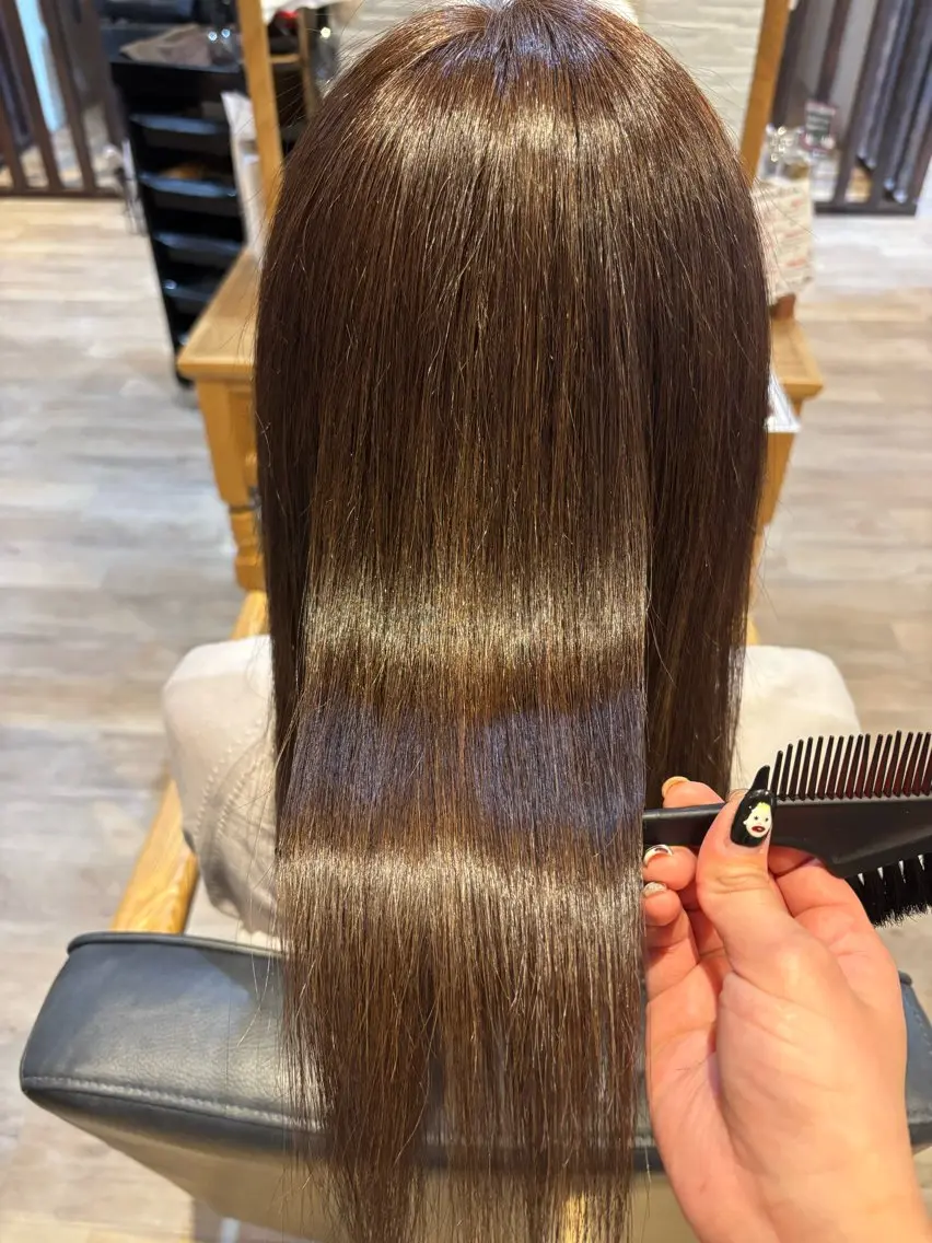 ロング 縮毛矯正 渡辺 桃花のヘアスタイル