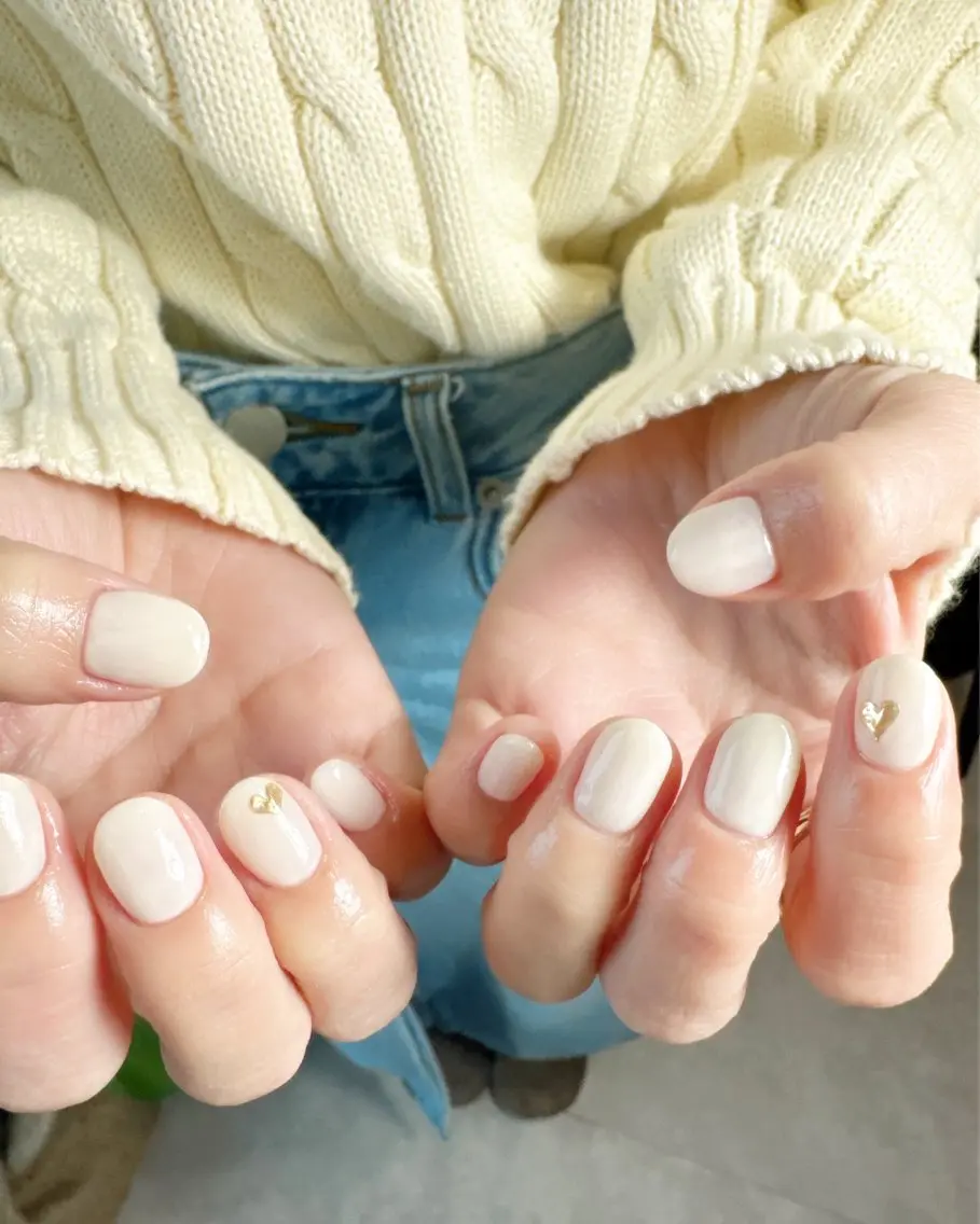 ネイル ハート ミラーネイル ワンカラーネイル バレンタイン ハンドネイル en nail MEGUMIのネイルデザイン